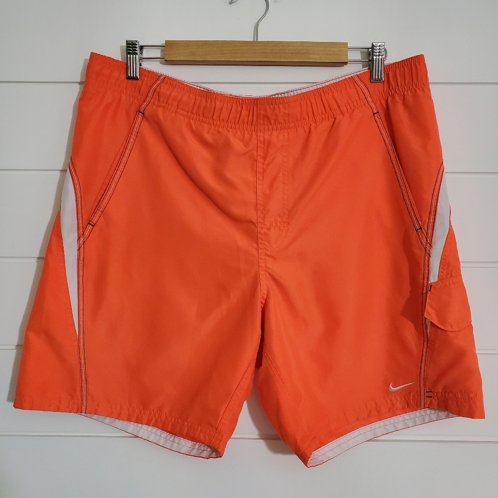 Nike Men's Size‎ Orange Swim Trunks Swim Shorts. Size M